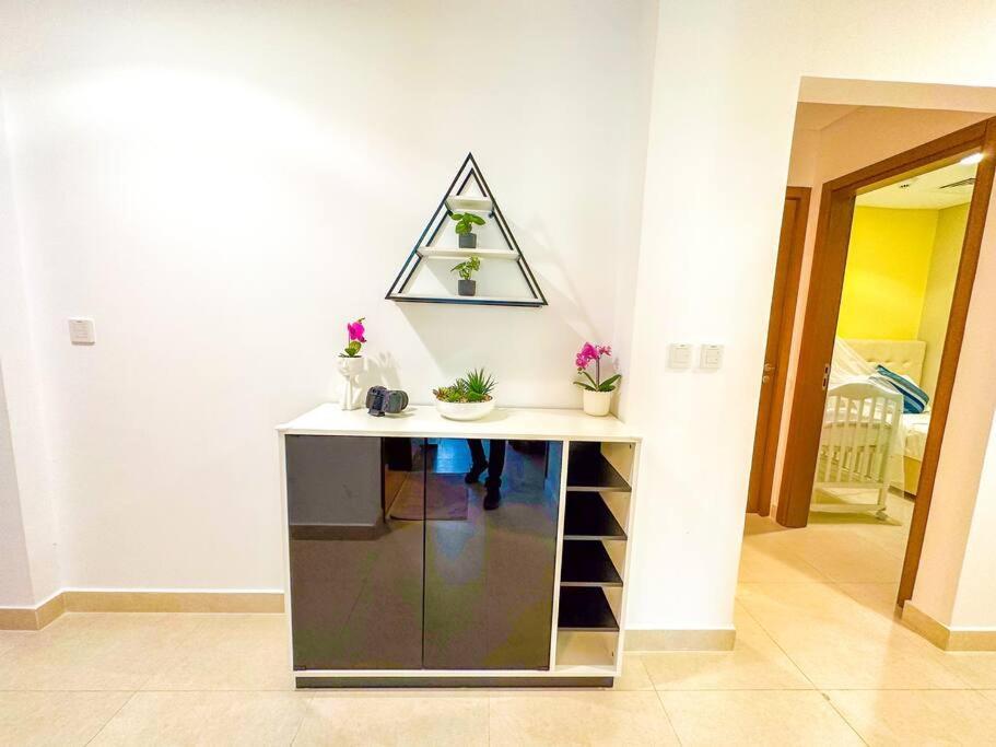 Luxury Golf View For Family 203a3 Abu Dhabi